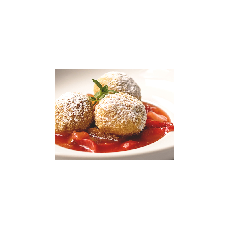 Topfenknödel mit Erdbeersoße