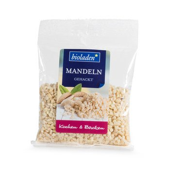b*Mandeln blanchiert gehackt